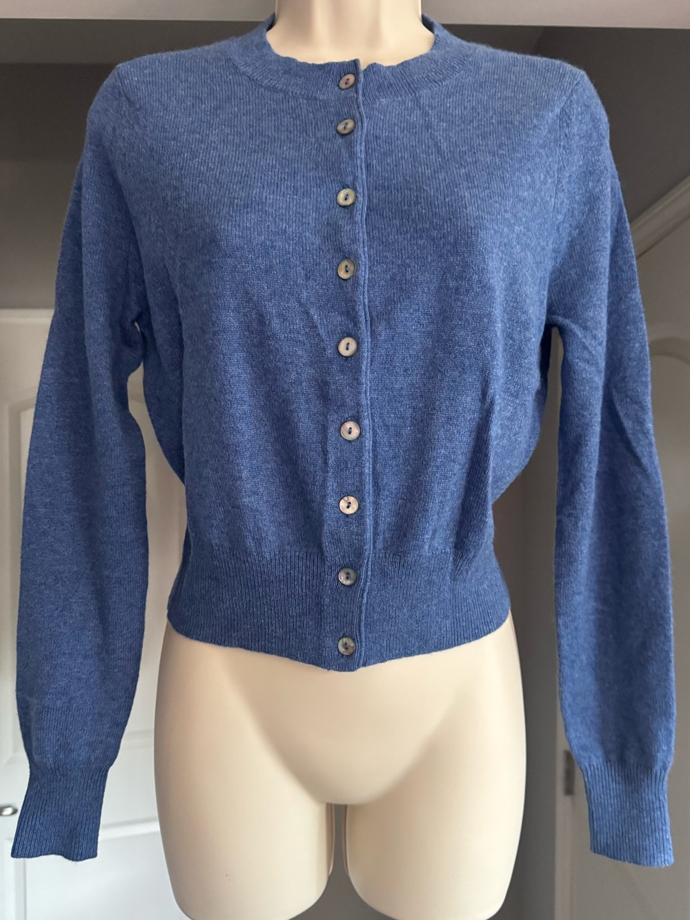 Kilte Blue 100% Washable Cashmere Button Up Sweater Size 0 XS Luxury Classic